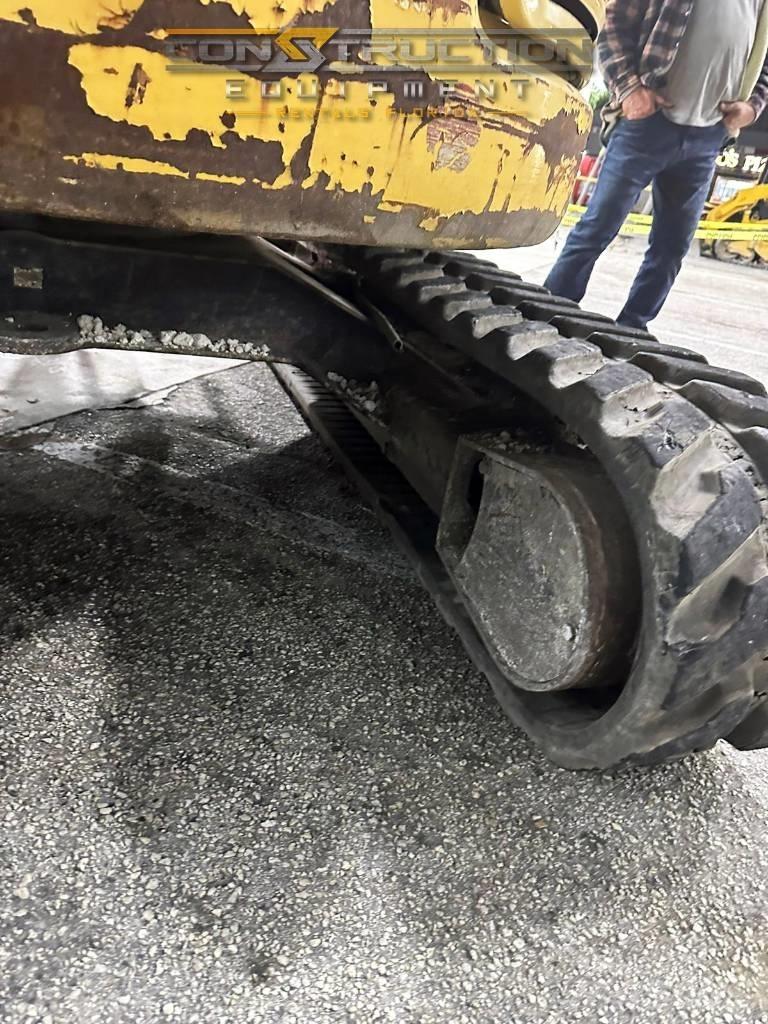CAT 303.5 E CR Mini rýpadla < 7t