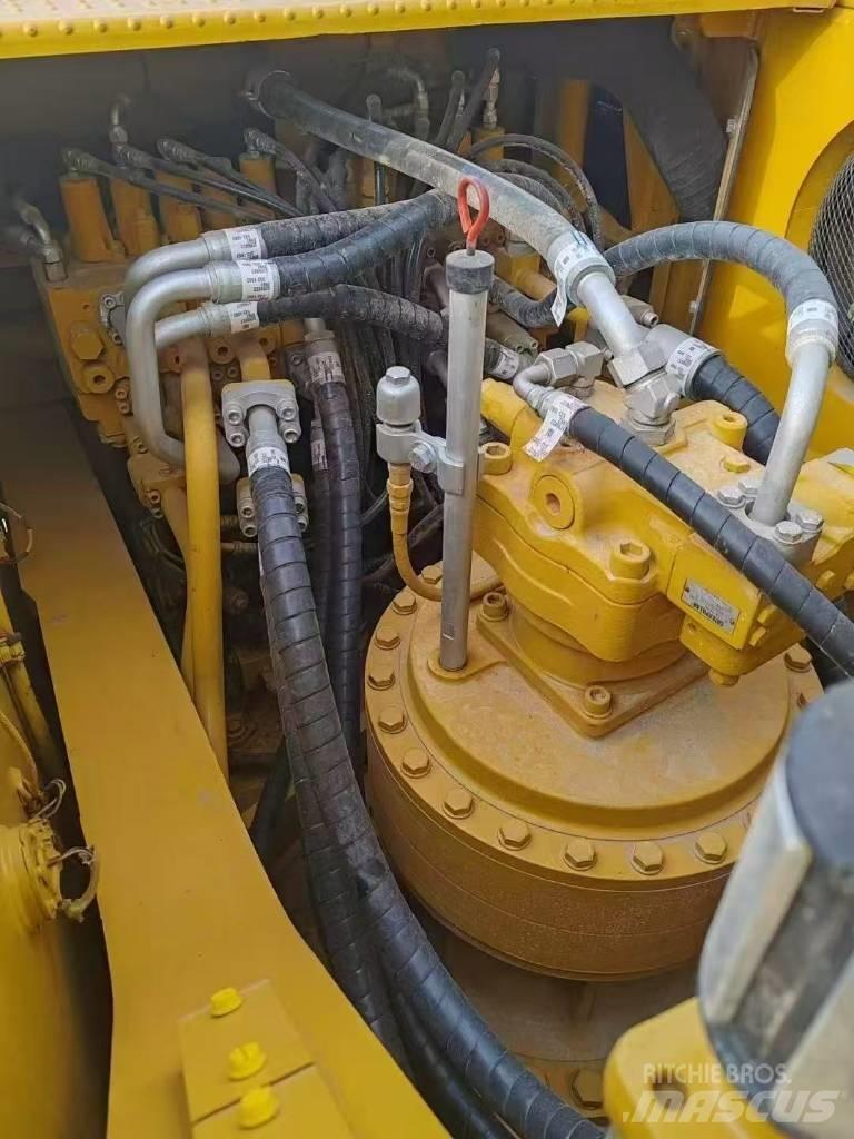 CAT 340 D L Pásová rýpadla