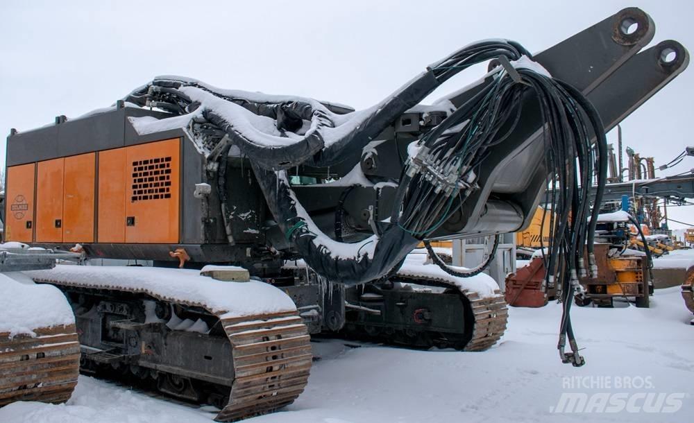 Delmag RH 34 Pilířové jeřáby