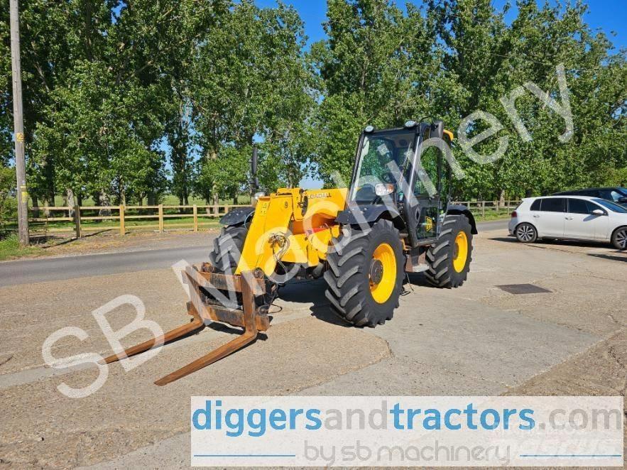 JCB 526-56 Agri Teleskopické nakladače pro zemědělství