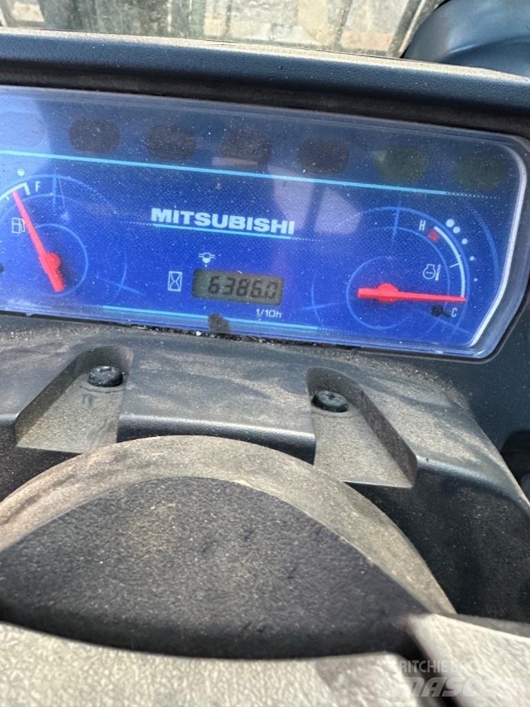 Mitsubishi FD25 Dieselové vozíky