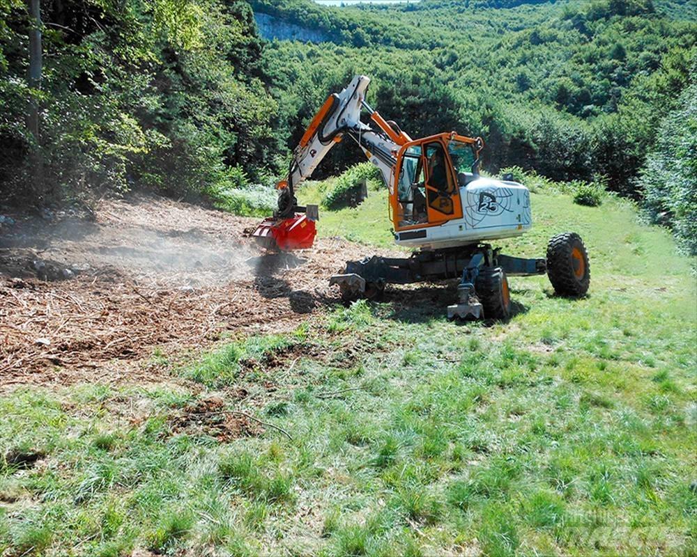 Euromach R125 Obojživelná rypadla