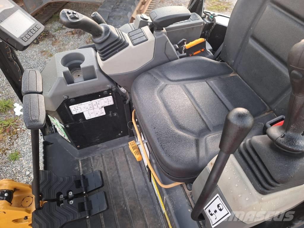 CAT 301.5 Mini rýpadla < 7t