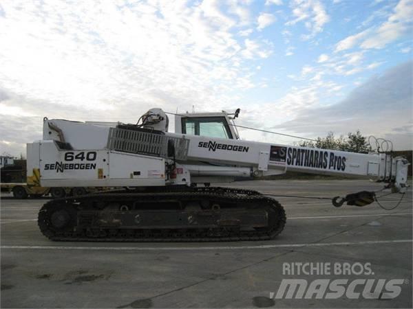 SENNEBOGEN 630 RHD Pásové jeřáby