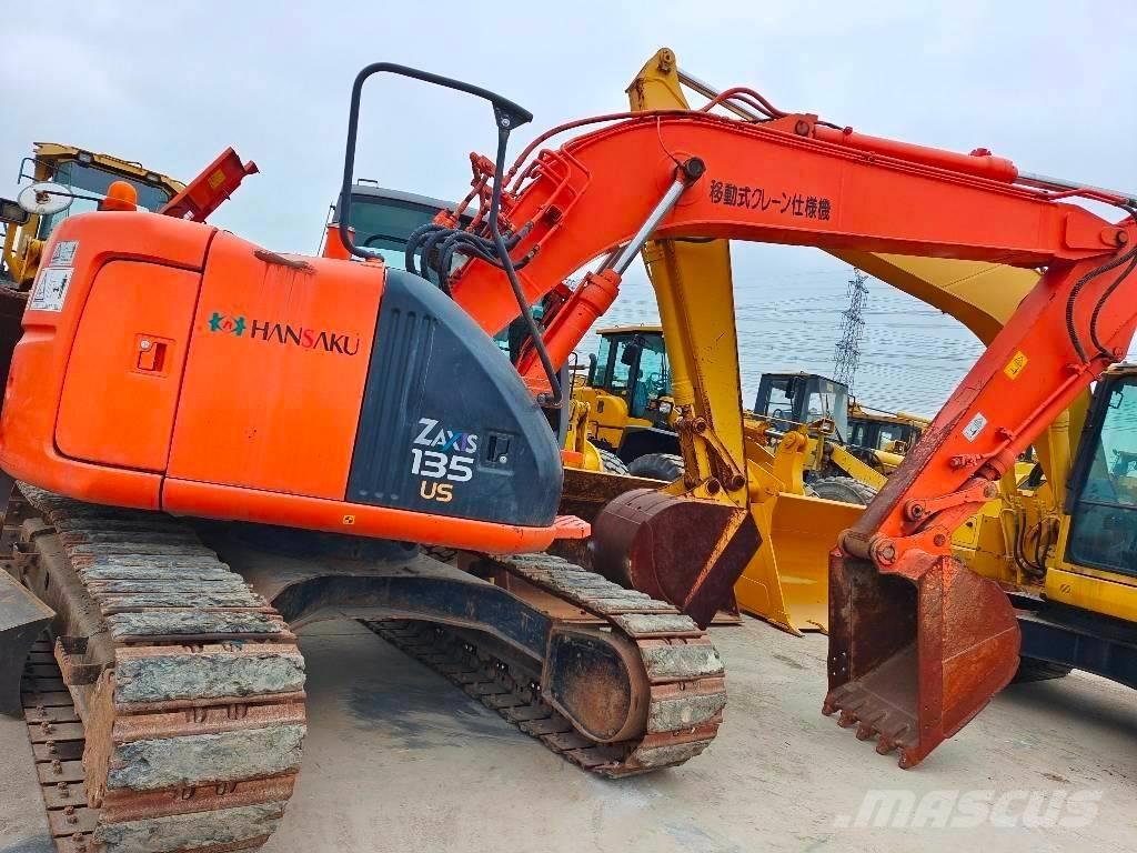 Hitachi ZX 135 US Pásová rýpadla