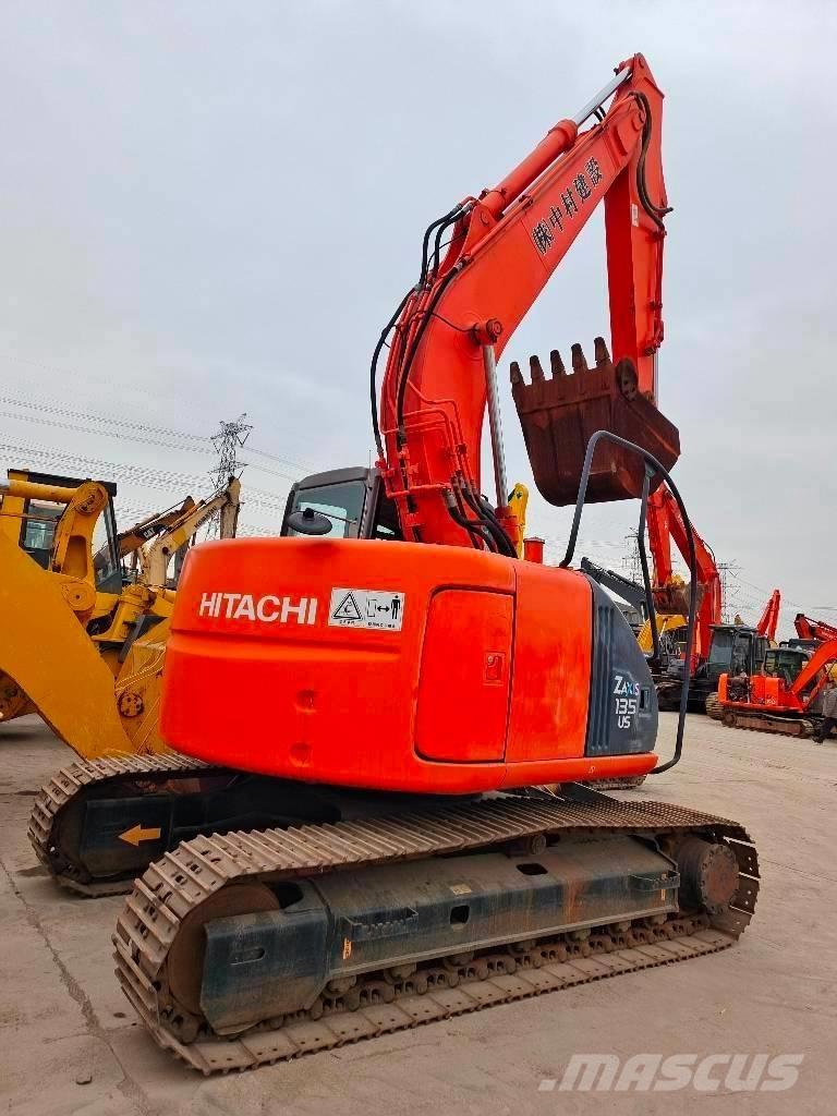 Hitachi ZX 135 US Pásová rýpadla