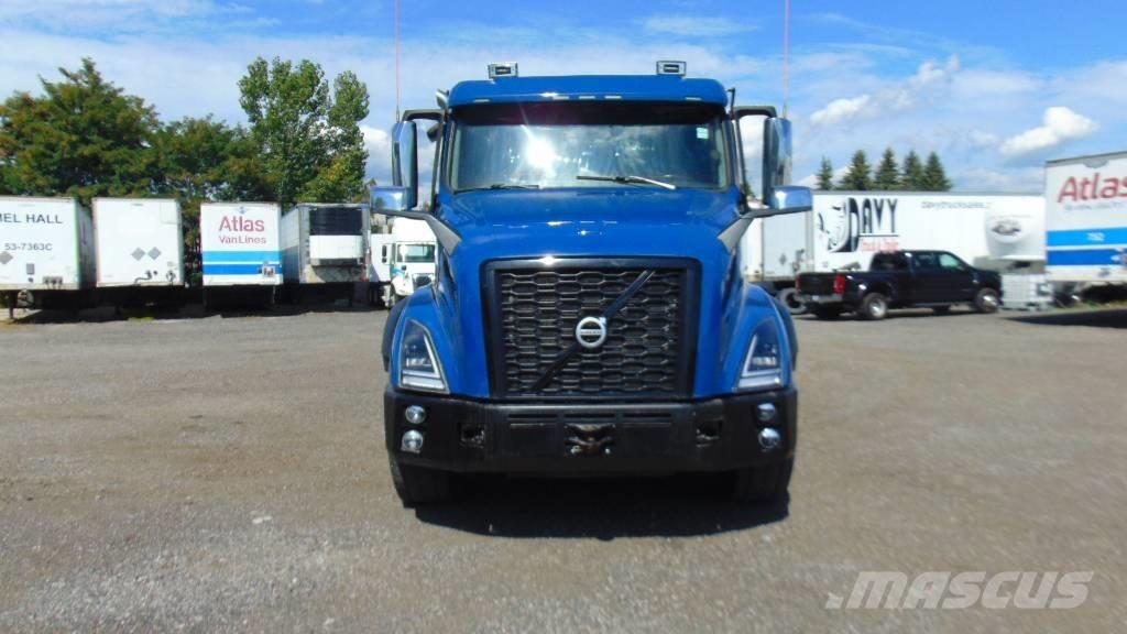 Volvo VNX 300 Další