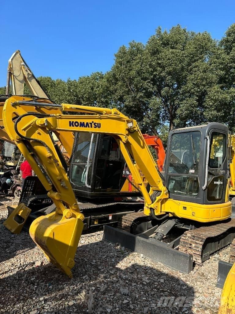 Komatsu PC 40 Pásová rýpadla