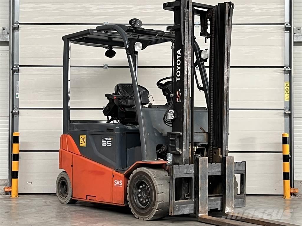 Toyota 8FBMT35 Akumulátorové vozíky