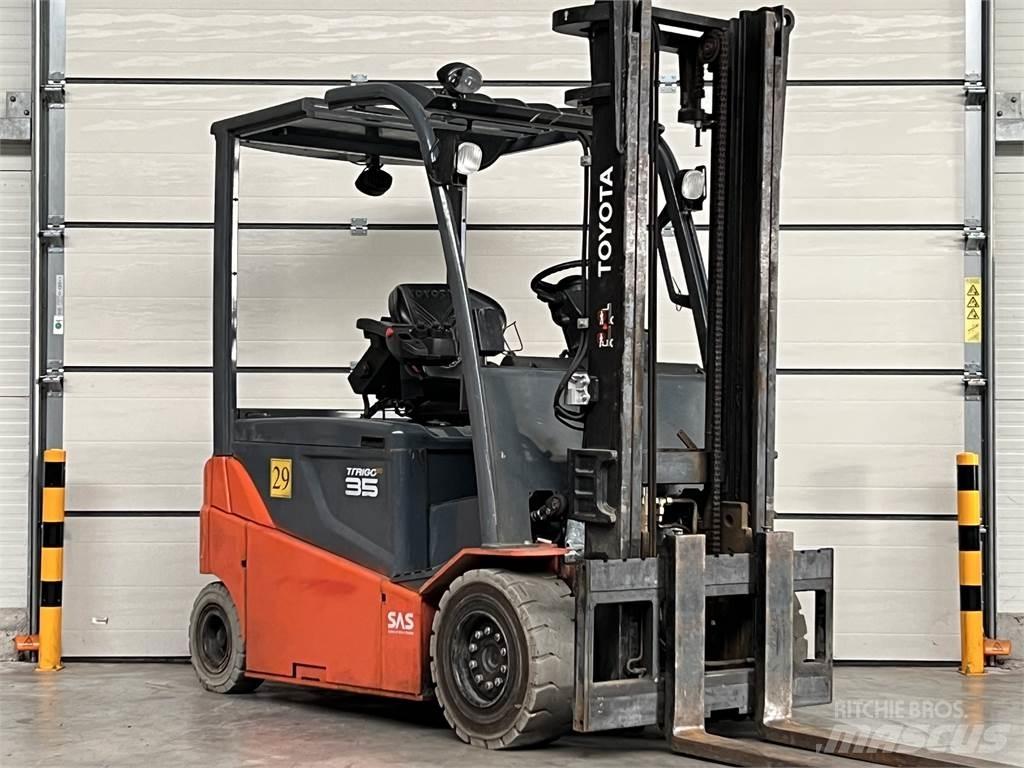 Toyota 8FBMT35 Akumulátorové vozíky