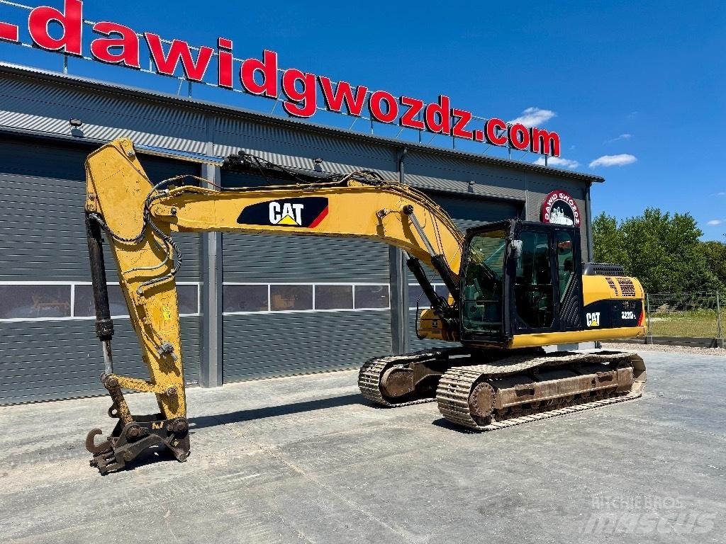 CAT 323 D LN Pásová rýpadla