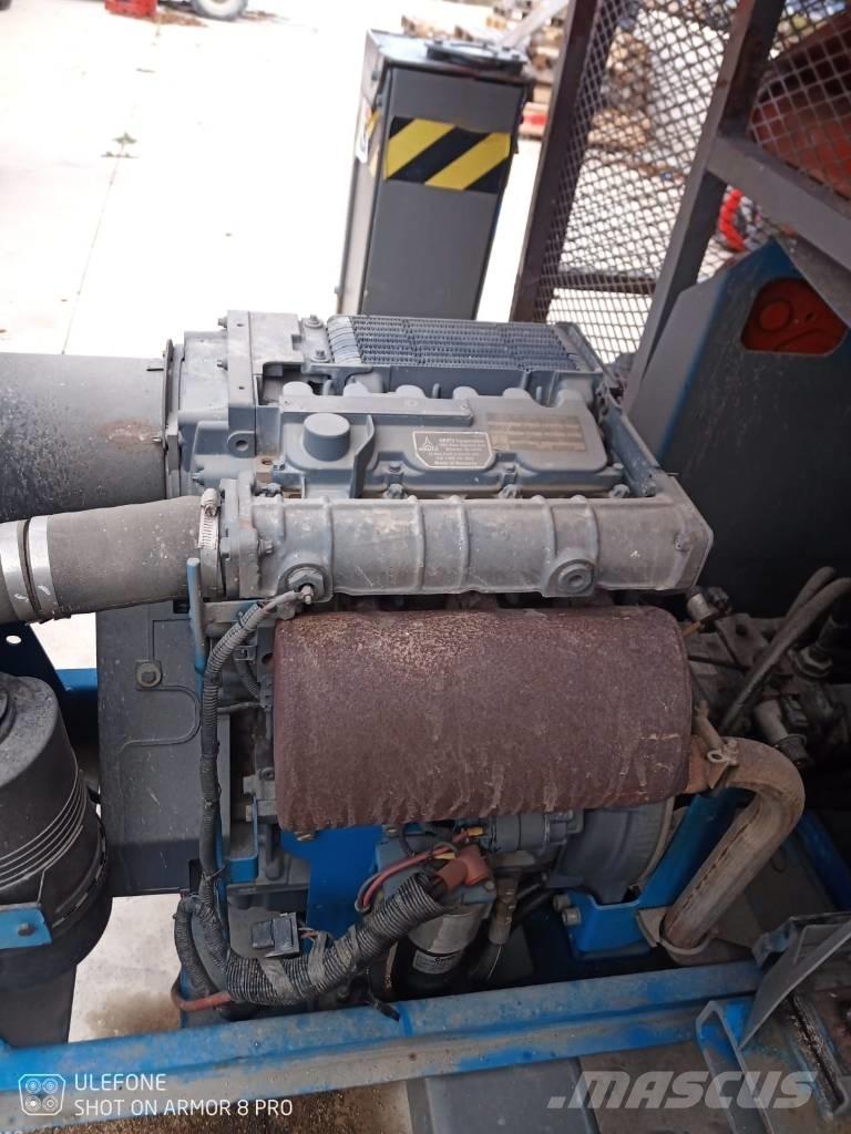 Genie GS 4390 RT Nůžková zvedací plošina