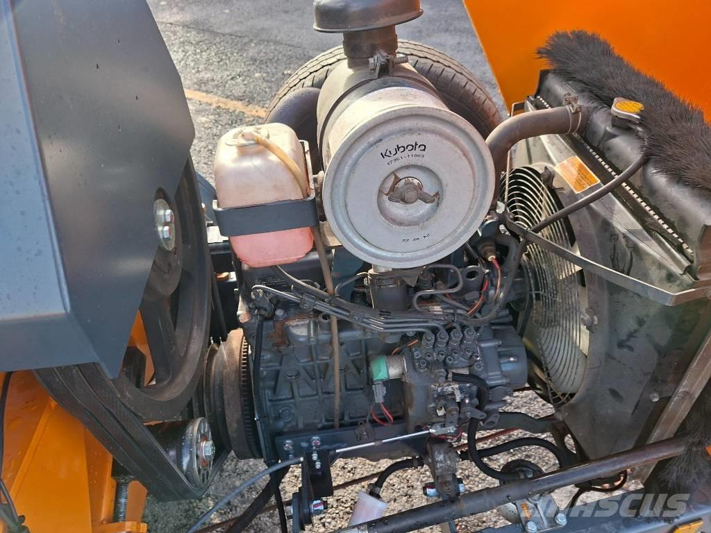 Forst ST8D Štěpkovače