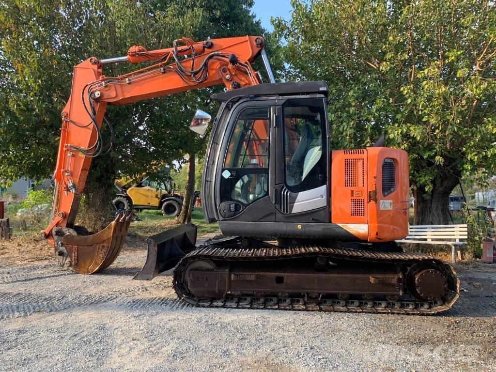 Hitachi ZX 135 US-5B Pásová rýpadla