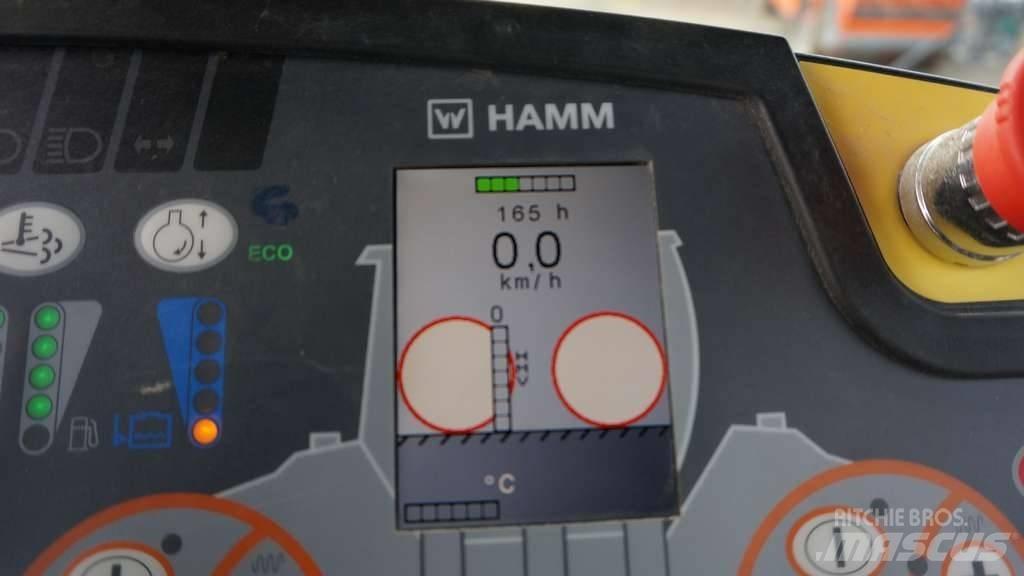 Hamm HD+120iVV Tandemové válce