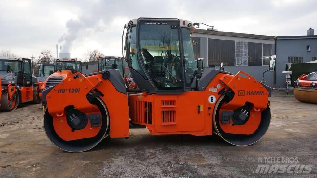 Hamm HD+120iVV Tandemové válce