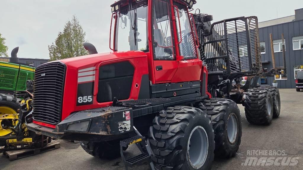 Komatsu 855 Vyvážecí traktory