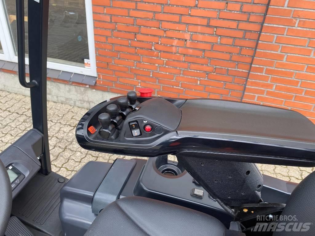 Bobcat B15T-7 Plus Akumulátorové vozíky