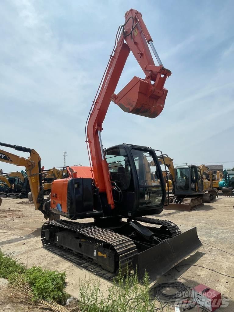 Hitachi ZX 70 Midi rýpadla 7t - 12t