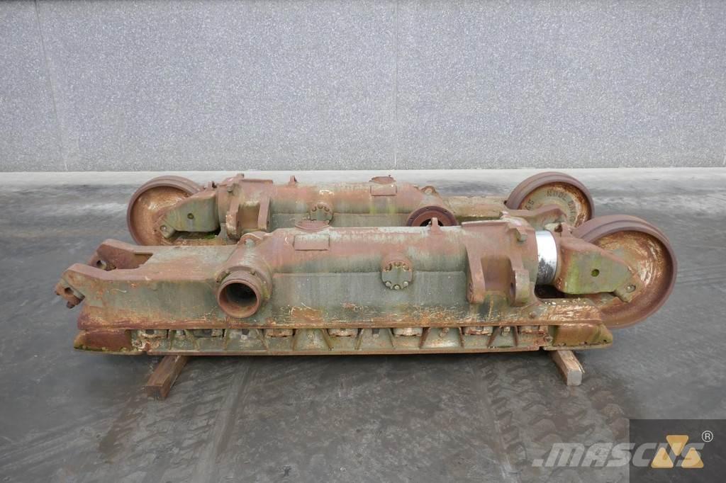 CAT 9W-0558 Pneumatiky, kola a ráfky