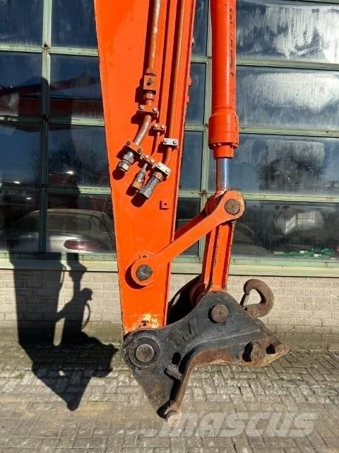 Hitachi ZX 160 W Kolová rýpadla