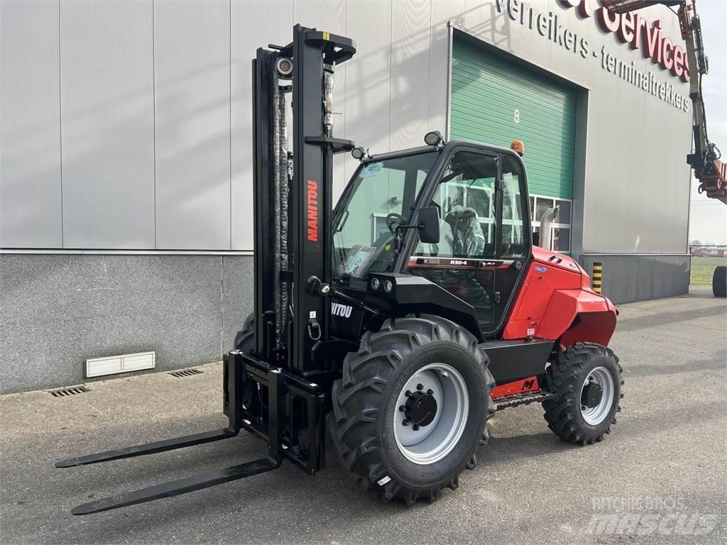 Manitou M30-4 Terénní vysokozdvižné vozíky