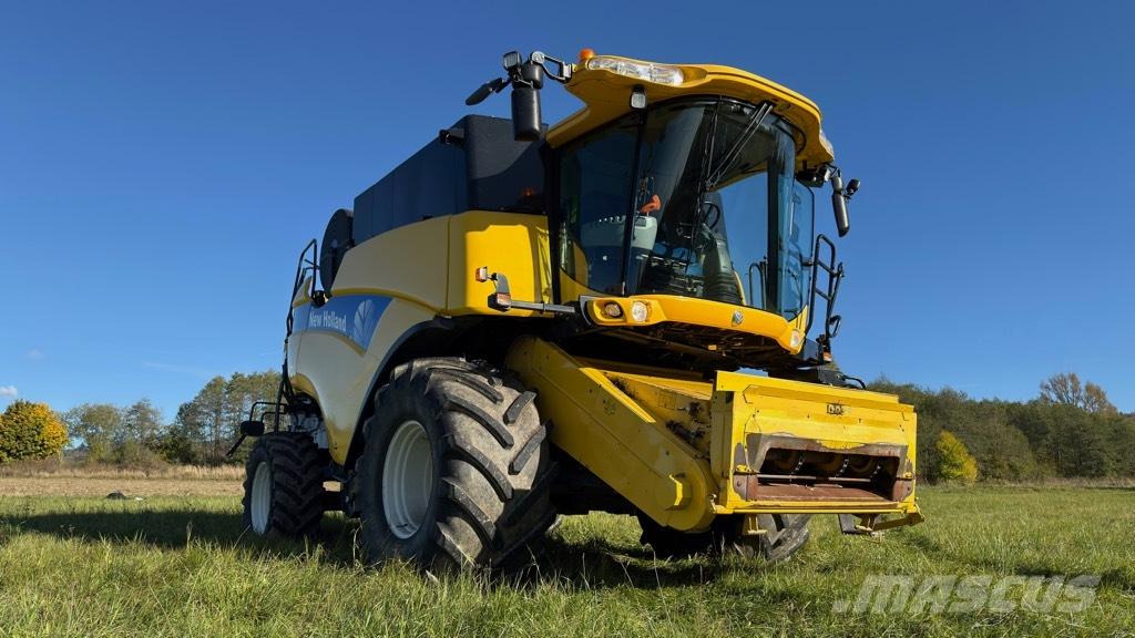 New Holland CX 8080 Sklízecí mlátičky