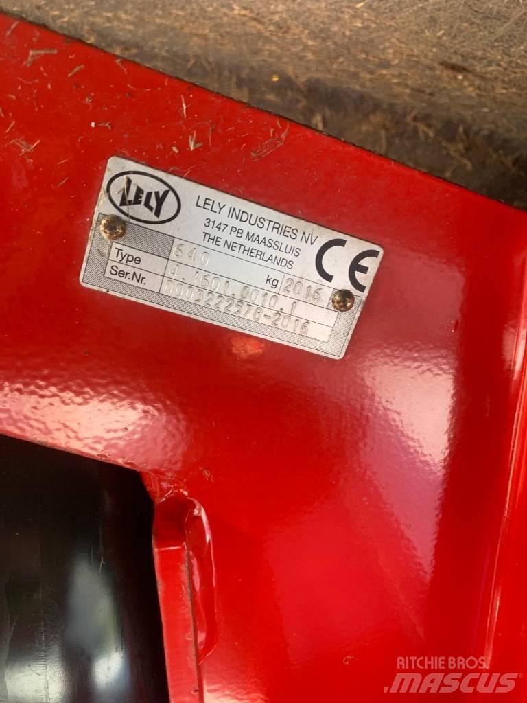 Lely splendimo 300 Žací stroje