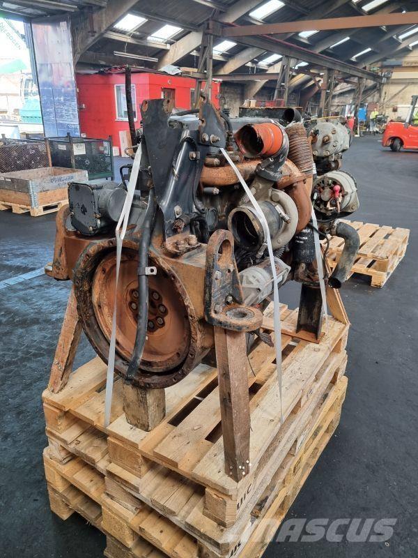 Iveco F4HE9684E Motory