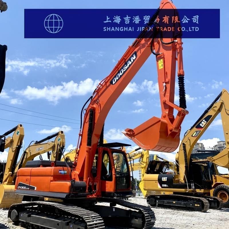 Doosan DX 300 Pásová rýpadla