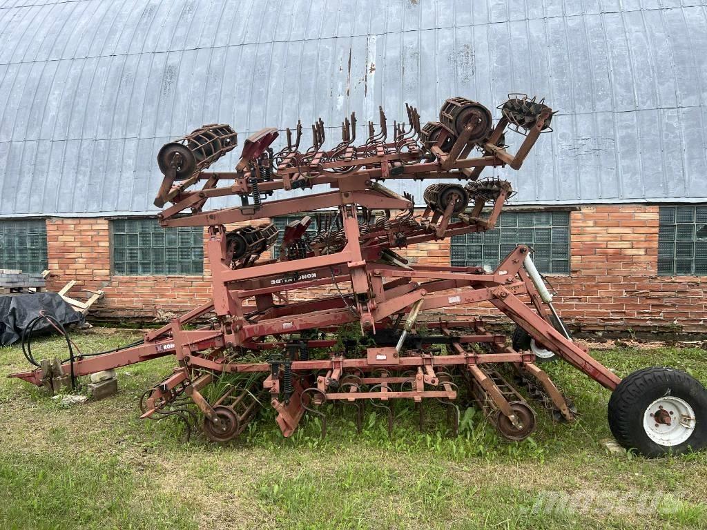 Kongskilde SP6000 Kultivátory