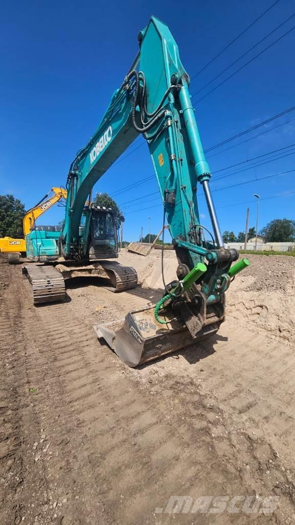 Kobelco SK 210 LC Pásová rýpadla