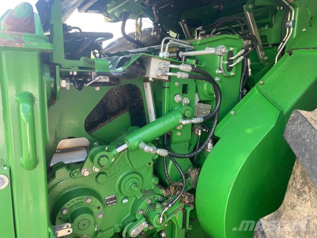John Deere 8200 Sklízecí řezačka