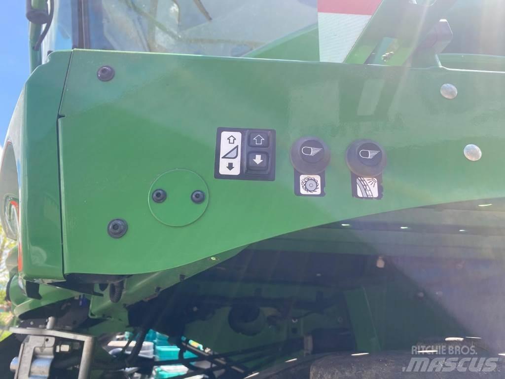 John Deere 8200 Sklízecí řezačka