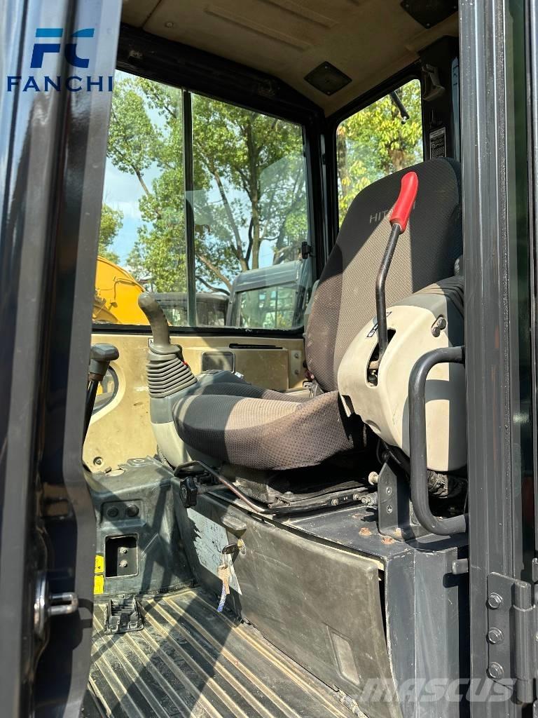 Hitachi 50U Pásová rýpadla
