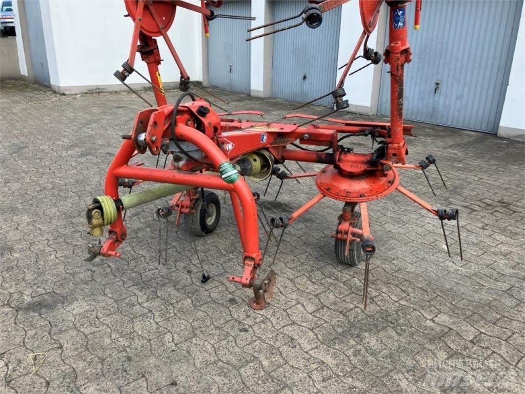 Kuhn GF 5001 MH Obraceče a shrabovače sena