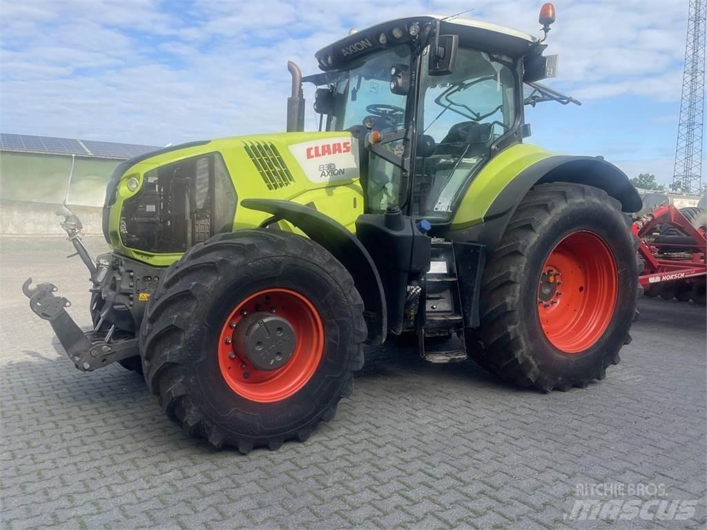 CLAAS AXION 830 Traktory