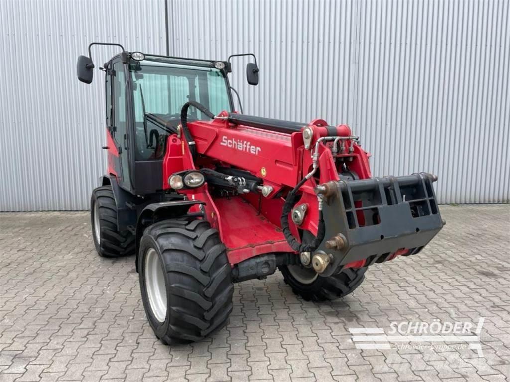 Schäffer 6680 T Kolové nakladače