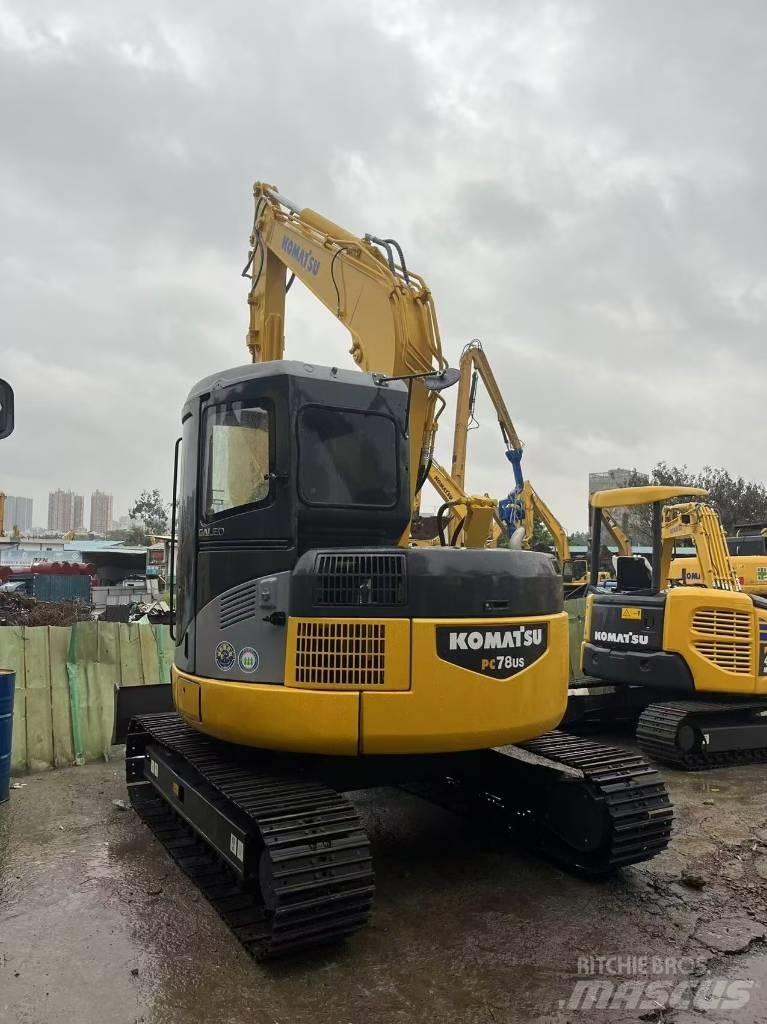 Komatsu PC 78 US Pásová rýpadla