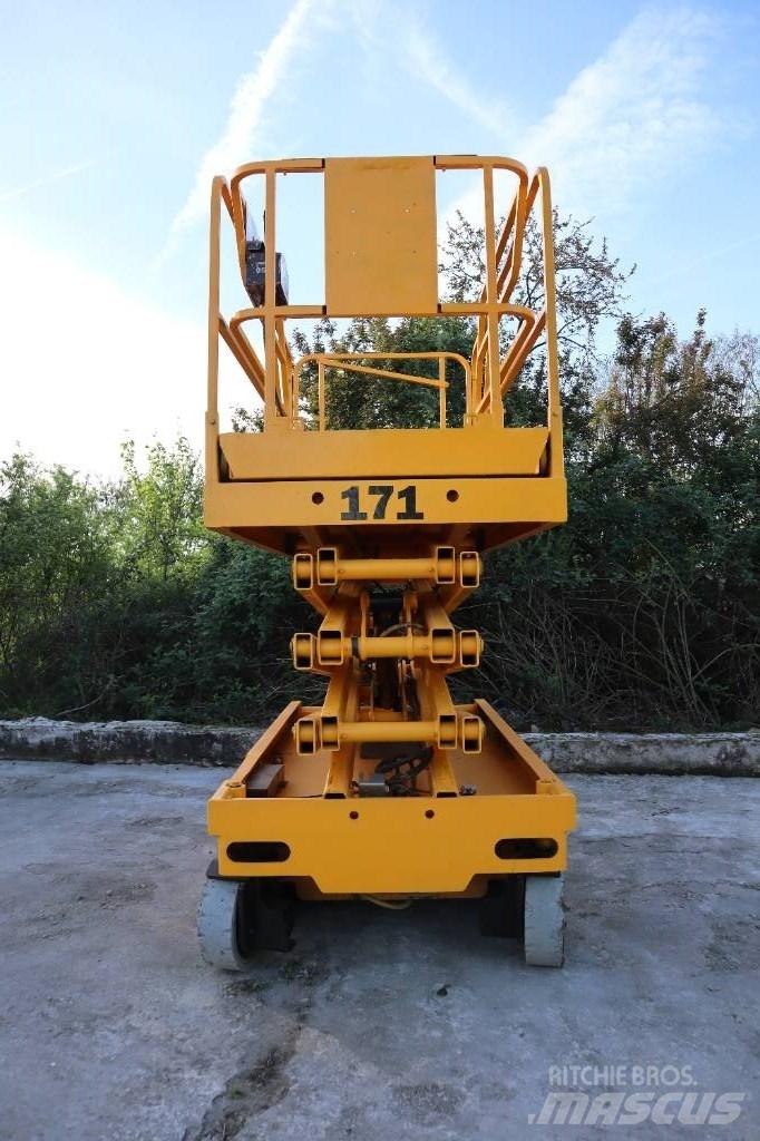 Haulotte Compact 10 Nůžková zvedací plošina