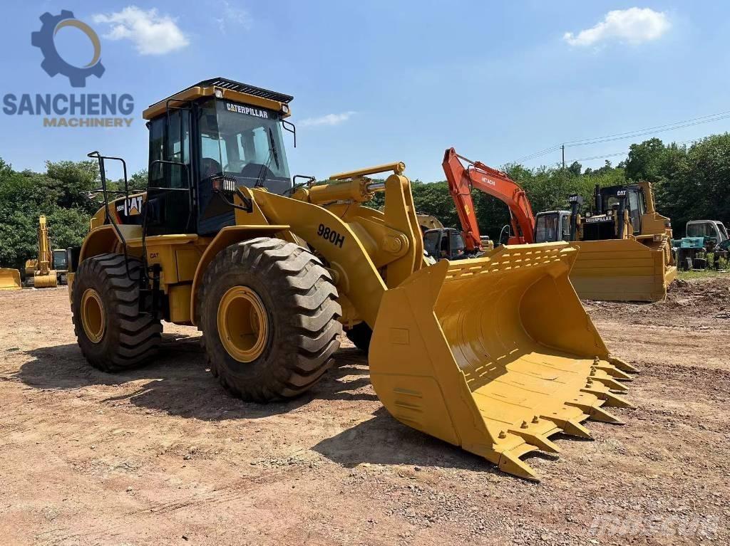 CAT 980H Kolové nakladače