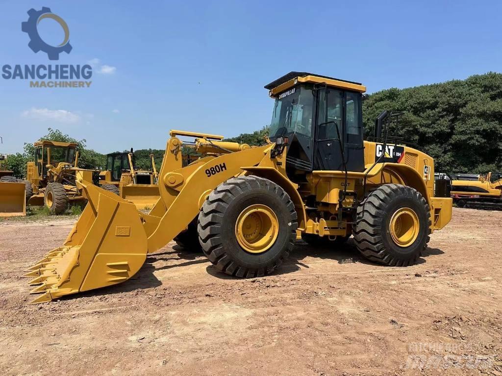 CAT 980H Kolové nakladače