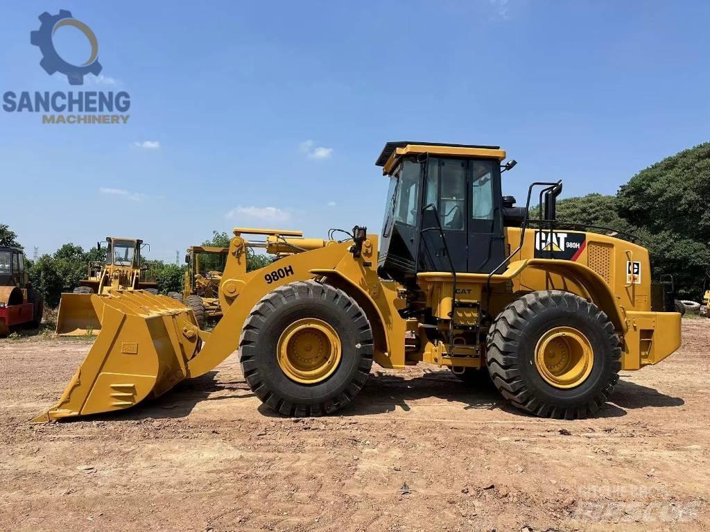 CAT 980H Kolové nakladače