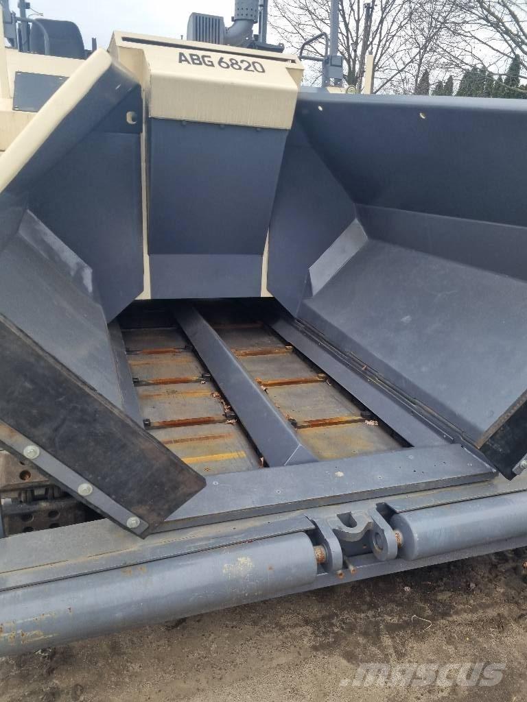 Volvo Titan 6820 Finišery