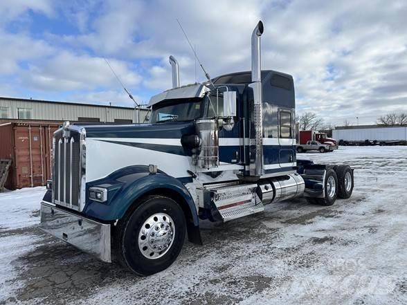 Kenworth W900L Tahače