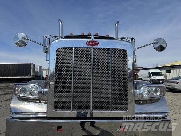 Peterbilt 389 Tahače