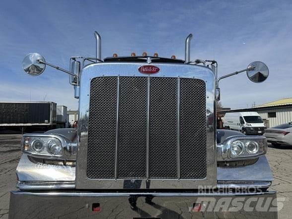Peterbilt 389 Tahače
