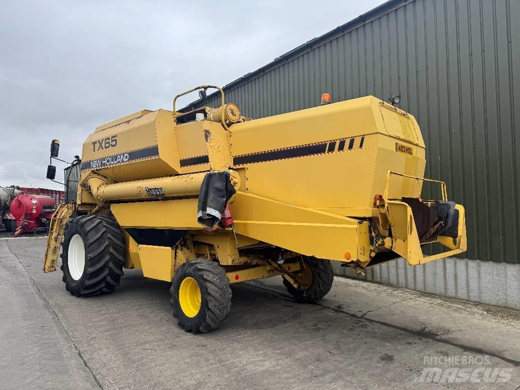 New Holland TX 65 Sklízecí mlátičky