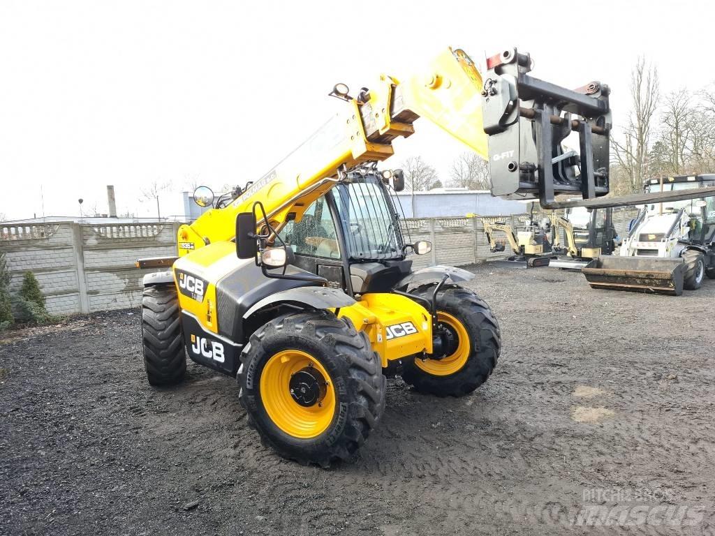 JCB 535-95 Agri Teleskopické manipulátory