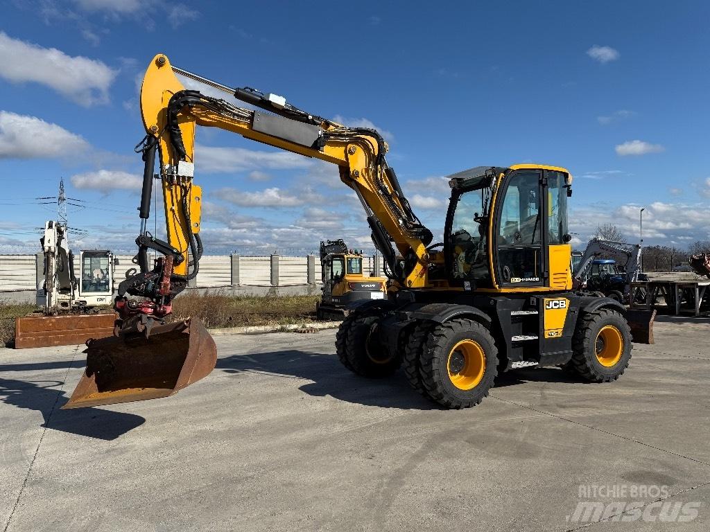 JCB Hydradig Kolová rýpadla